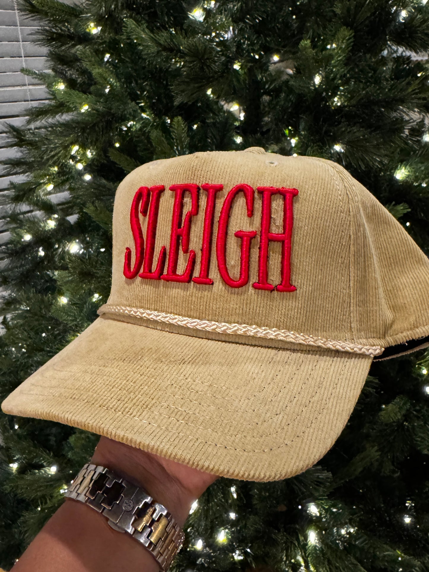 Sleigh Cap