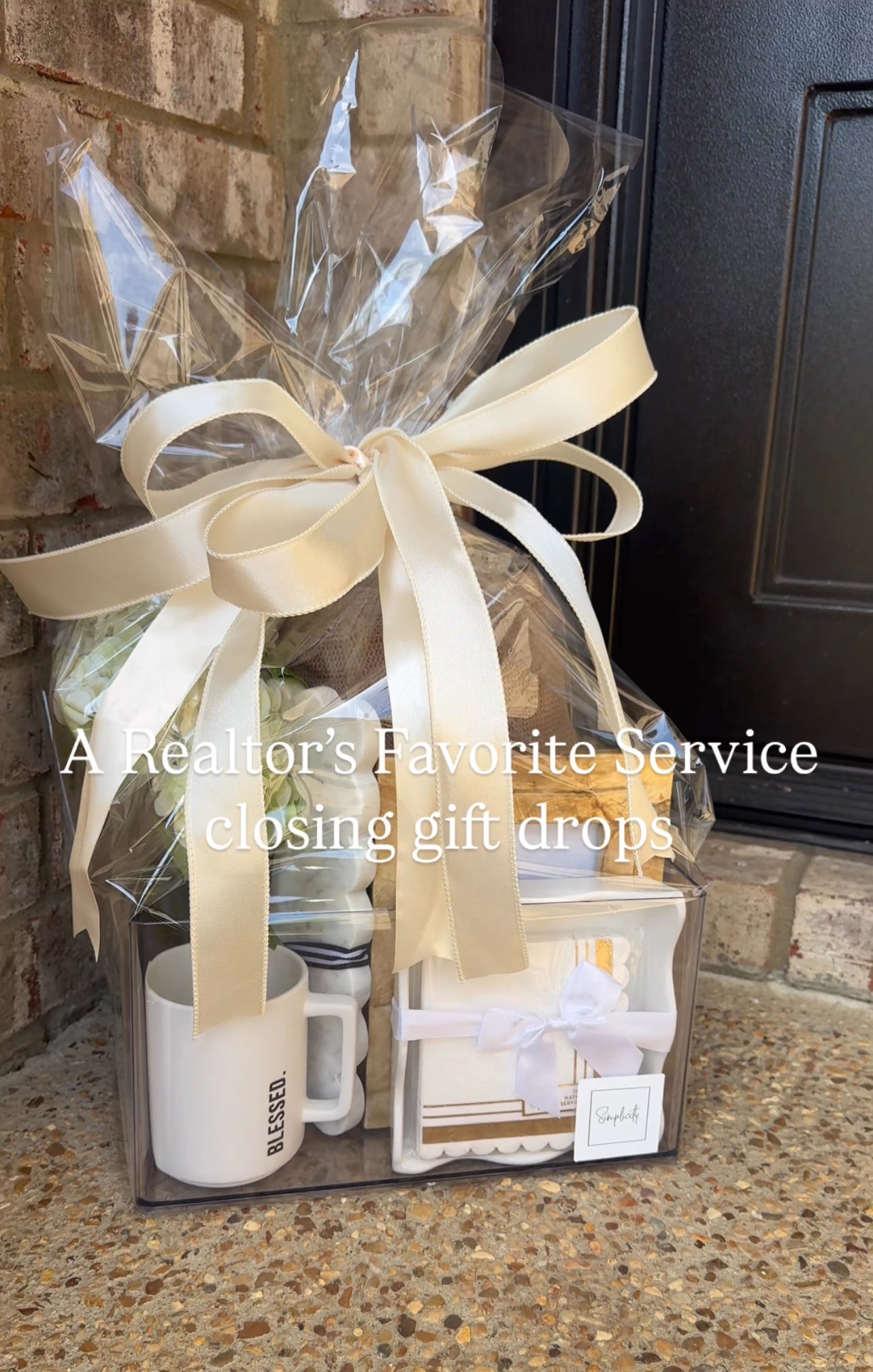 The Signature Simplicity Basket