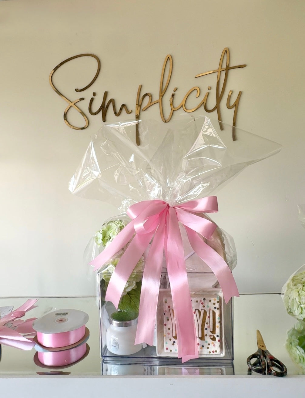 The Signature Simplicity Basket